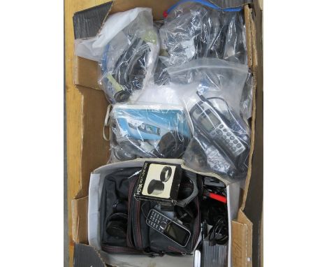 COLLECTION OF VINTAGE MOBILE PHONES, CAMERA ACCESSORIES, ETC. 