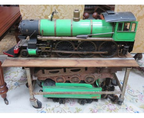 5 INCH GAUGE LIVE SCRATCH BUILT 260 TENDER STEAM ENGINE, AS SEEN WITH NO CERTIFICATE.  PLEASE NOTE IT IS THE RESPONSIBILITY O