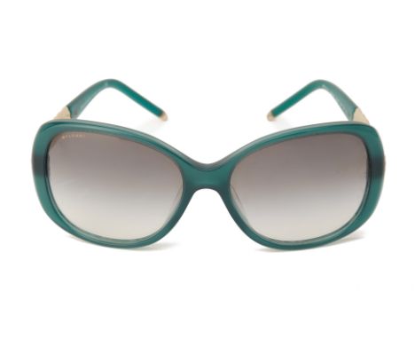 A PAIR OF BVLGARI SERPENTI SUNGLASSES
Emerald green with white, blue and emerald enamel arms, with original case
Bvlgari
Cond
