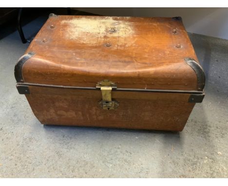 Tin Trunk 
