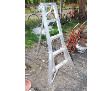 Pair of aluminium four rung apple pickers ladder