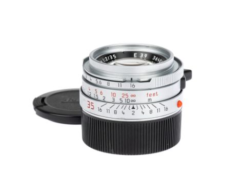 A Leitz Summicron-M f/2 35mm Pre-ASPH Lens, 1993, chrome, serial no. 3640292, body, G-VG, elements, E, complete with maker's 