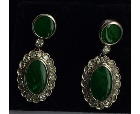 A PAIR OF 18 CARAT GOLD, DIAMOND & JADE EARRINGS