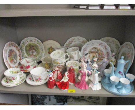 A collection of ceramics to include Royal Doulton Bramley Hedge Four Seasons beakers and wall plates, and others, Royal Doult