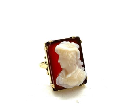 Vintage 9ct gold cameo ring, ring size p/q total weight 8.5 grams
