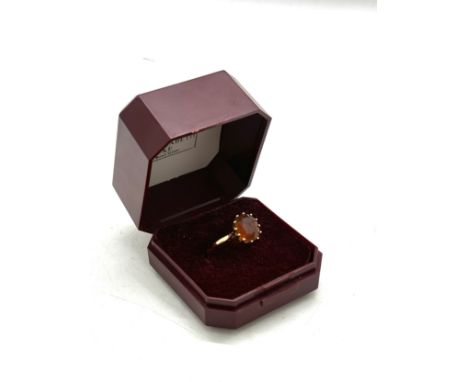 Ladies 9ct fold stone set dress ring weight 2.2grams ring size i/j