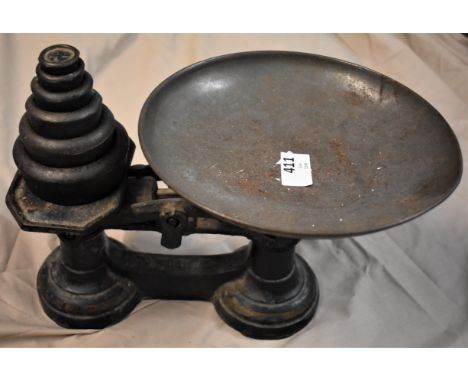 Scales - A vintage set of weights and scales 'To Weigh 8lbs'