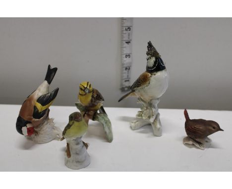 Four vintage Goebel ceramic bird figures and one other 