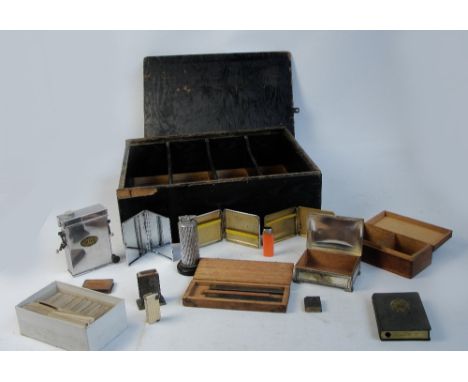 A quantity of loose cigarette cards, a vintage "Polo" cylindrical table lighter, three cigarette cases, an inlaid vesta case,