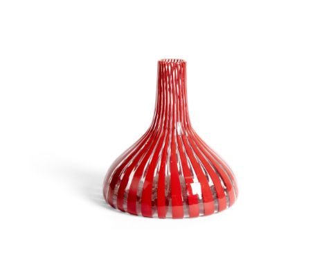 VENINI STUDIOVASE signed 'Venini, Murano, Italia', red and clear striped glass15cm high (5.9in high)