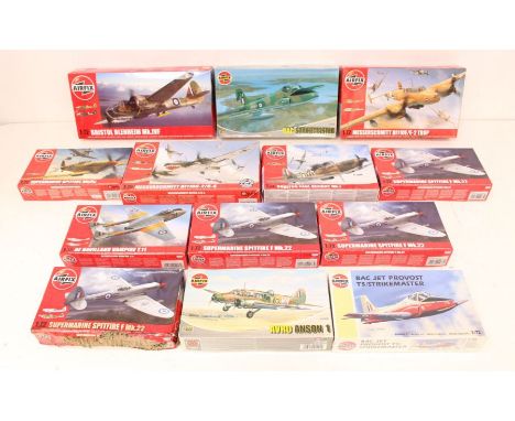 Airfix: A collection of thirteen assorted boxed Airfix model kits, mostly aircraft, to include: A55213, A02065, A02033, A0205