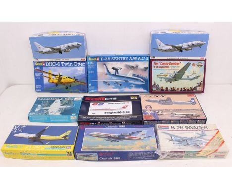 Model Kits: A collection of assorted boxed aircraft model kits, to include: Minicraft, Sabrekits, Roden, Amodel, Monogram, Re