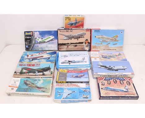 Model Kits: A collection of assorted boxed aircraft model kits, to include: Heller, Hasegawa, Fayimi, Roden, Special Hobby an
