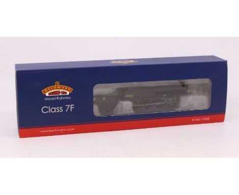 Bachmann: A boxed Bachmann, OO Gauge, Class 7F 2-8-0 13810 LMS Black, locomotive and tender, Reference 31-015. Original box, 