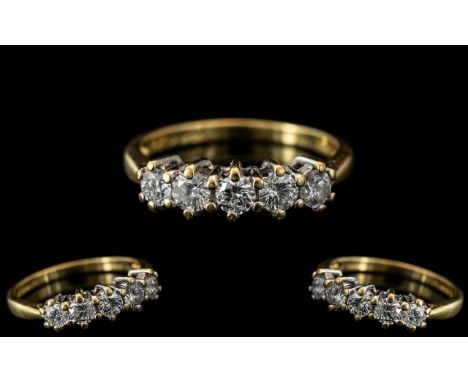 Ladies 18ct Gold - Attractive 5 Stone Diamond Set Ring, Excellent Setting. The Round Brilliant Cut Diamonds of Excellent Colo