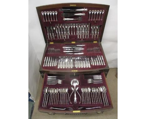 A matched twelve-place setting silver canteen of cutlery and flatware by Viner's Ltd Sheffield 1959-1962 comprising twelve de