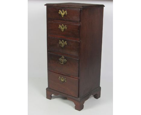 A small early 19th Century mahogany Chest, of five graduating drawers of narrow proportions, on bracket feet. (1)