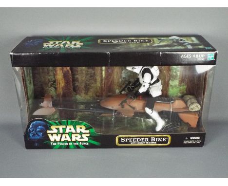 Star Wars - Hasbro - The Power Of The Force Speeder Bike with Scout Trooper in 12" scale from the year 2000. # 26295. The mod