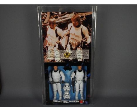 Star Wars, Kenner - A graded boxed vintage 1996 Kenner Star Wars Collector Series 12" action figure set 'Han Solo and Luke Sk