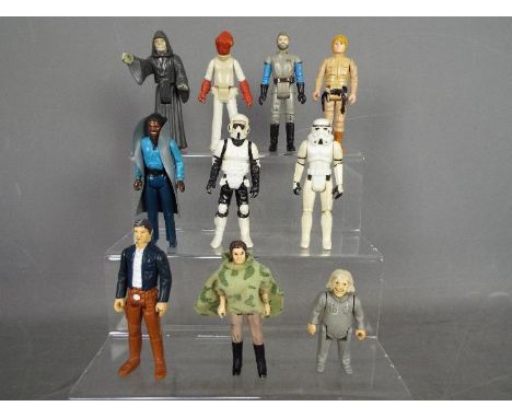 Star Wars, Kenner, Hasbro, LFL, CPG, GMFGI - A squad of 10 loose vintage Star Wars figures. Lot includes Princess Leia in Com