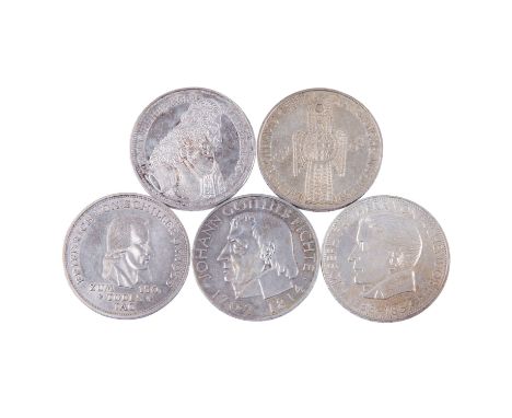 BRD Top 5 - 5 x 5 DM Gedenkprägungen 1952 - 1964 Davon 1 x 5 Mark 'Germanisches Museum', 1952 D, vz-, wz. Randkerbe; 1 x 5 Ma