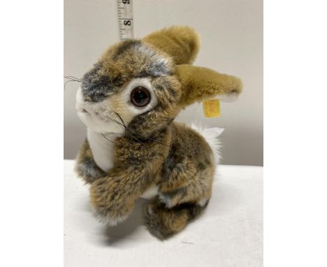 A Steiff rabbit 07715