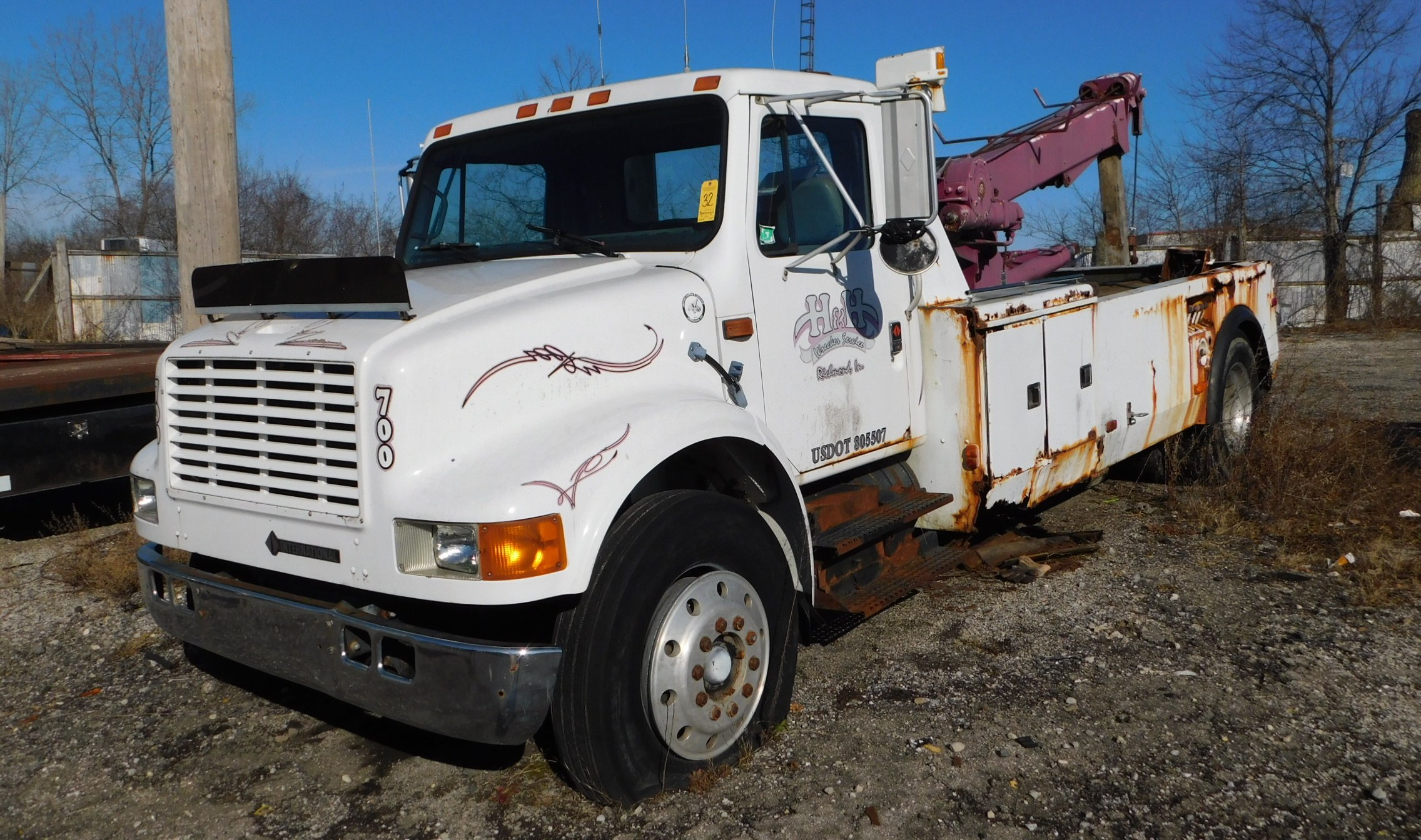 1990 International Model 4900 4x2 Single Axle Tow Truck, Diesel, Fuller