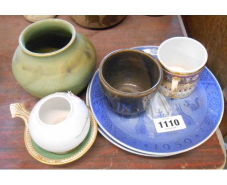 A quantity of assorted ceramic items, including two Royal Copenhagen Christmas plates, for 1959 &amp; 1960, a similar small v