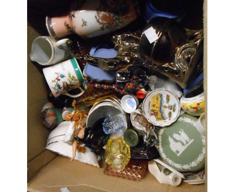 A box containing a quantity of assorted ceramic and glass items including Wedgwood green jasper lidded bowl, glass scent bott