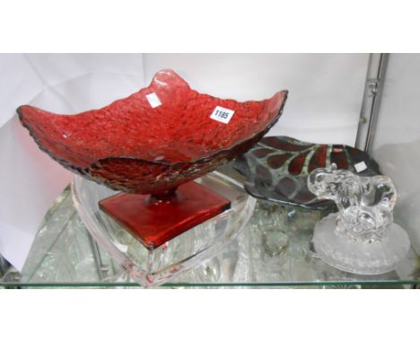Four pieces of modern glassware including ruby comport, etc.