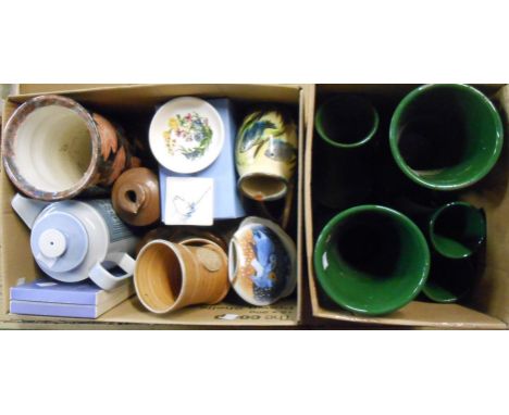 Two boxes containing a quantity of studio and other ceramic items including Glyn Colledge Denby mug, boxed Wedgwood blue jasp