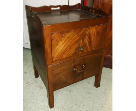 BEDSIDE COMMODE, George III mahogany with lift-up door and adapted pull out base below, 78cm H x 56cm W x 48cm D. 