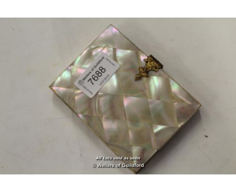 *VINTAGE MOTHER OF PEARL CARD CASE (LOT SUBJECT TO VAT)