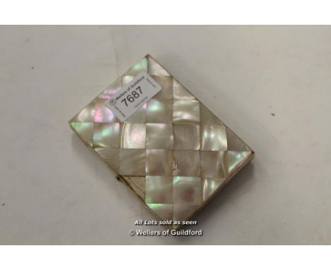*VINTAGE MOTHER OF PEARL CARD CASE [LQD74](LOT SUBJECT TO VAT)