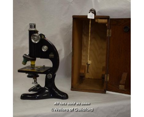 R &amp; J Beck L.T.D London microscope,  Model 29 , U.L.A39 in original case