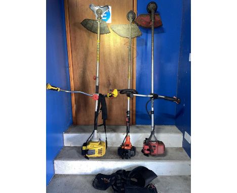 Outside Garden Tools. Makita chainsaw, a Mountfield lawnmower, Titan leaf blower &amp; 3 strimmers, Stanley, Tanaka &amp; Mit