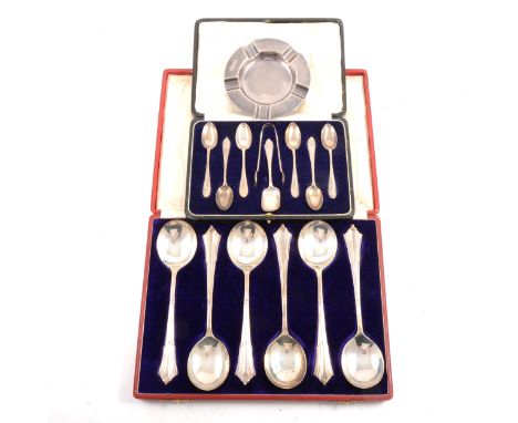 A set of Walker &amp; Hall silver serving spoons, cased, Birmingham 1909, a set of six silver teaspoons, plus sugar tongs and