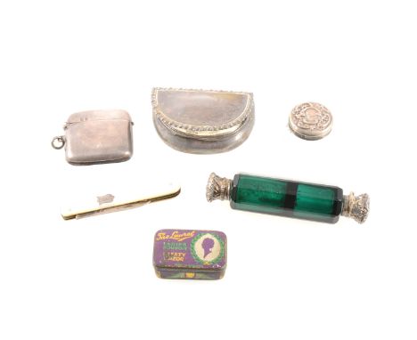 A collection of small silver items, a plain silver vesta case by Charles Lyster &amp; Son Birmingham 1907, 43mm x 45mm, a hal