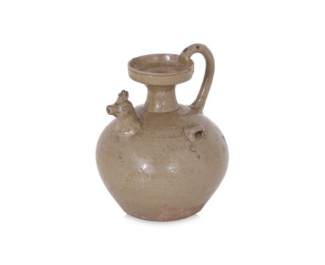 A YUE WARE CHICKEN HEADED EWER
Eastern Jin dynasty, yellowish-celadon glazed globular stoneware ewer, waisted neck widening t