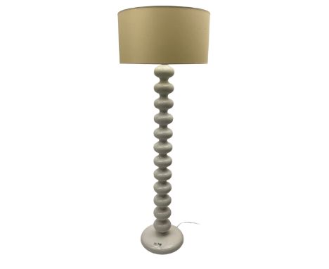 Italian white acrylic bobbin standard lampDimensions: Height:&nbsp;148cm&nbsp;