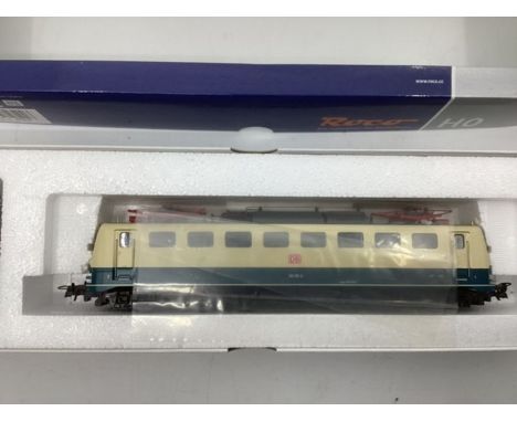 Roco Vintage model Railways Loco 52544 boxed set(1)