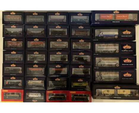 Railway ; Part of a significant fine collection- see all individual listings ; Large collection of boxed Bachmann wagons to i