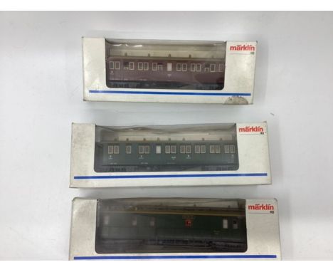 Marklin Vintage Model Railways toys ; 4213.4229.4210 HO gauge boxed pieces. EXC &nbsp;, however boxes have &nbsp;a good deal 