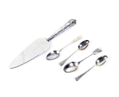 Four George IV and later silver tea and coffee spoons and a vintage silver-handled stainless-steel cake slice. The Queens pat