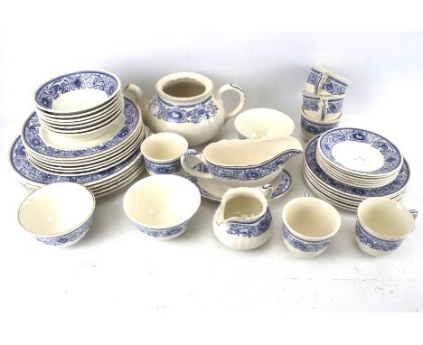 A Mulberry tea and dinner service. Including six teacups, etc. Max. H17cm Condition Report: Milk jug has a chipped spout, thr