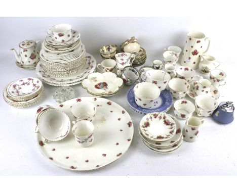 A collection of assorted early 20th century china. Including tea and dinner service, etc. Max. H14cm