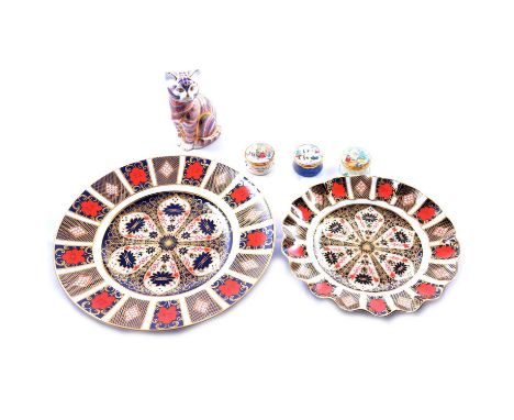 Royal Crown Derby - an Imari ware dinner plate, 27cm, plate with undulating rim, 21cm, Seated Cat paperweight (silver button)