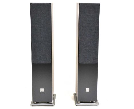 Pair of Dali Oberon 5 floor standing speakers, 84.5cm, two other speakers and a Watkins amplifier.Qty: 5