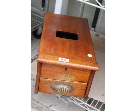 A VINTAGE WOODEN CASH REGISTER DRAWER 