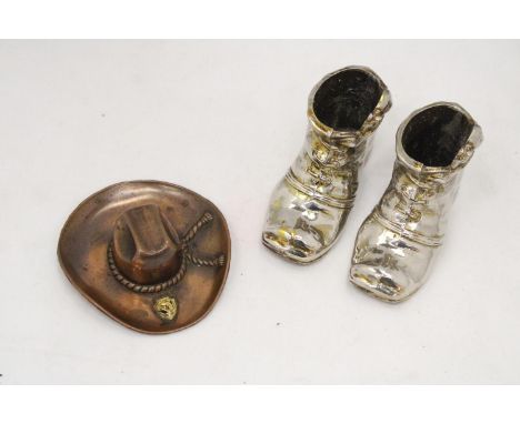 A VINTAGE COPPER TEXAS COWBOY ASHTRAY PLUS A MATCHING BOOT ASHTRAY 